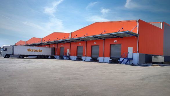 Η Skroutz λειτουργεί νέο logistics center αποκλειστικής χρήσης στον Ασπρόπυργο Αττικής, συνολικής έκτασης 25.000 τ.μ.